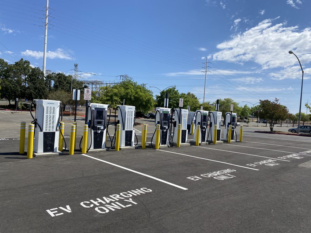 Leading the way to an electric future, SacRT and partners unveil public-use EV charging hub